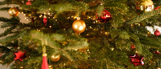 árbol navideño decorado